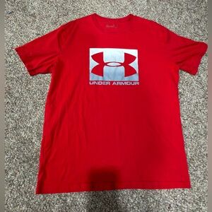 Under Armour Men’s Red Crew Neck Logo Tee